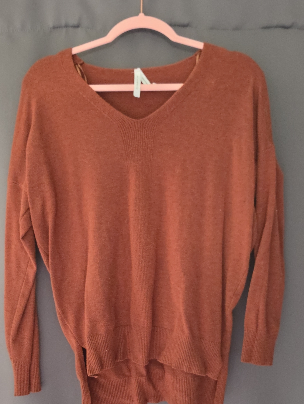 Dreamers V-Neck Sweater in Burnt Orange